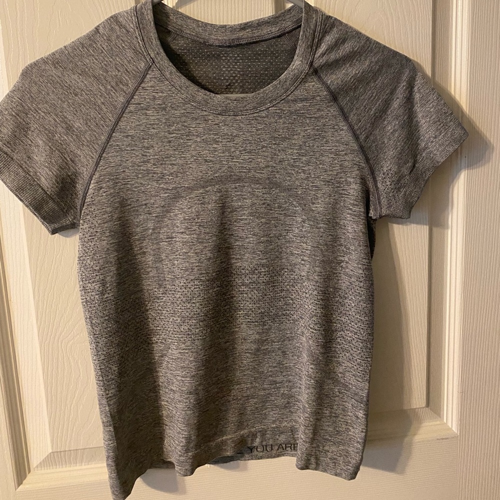 Swiftly Tech Short-Sleeve Shirt 2.0
Race Length